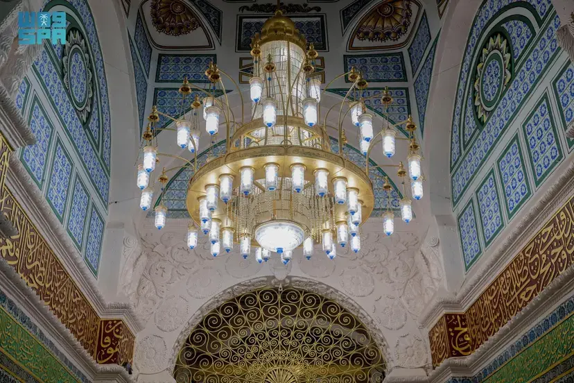 Traditional Techniques in Modern Mosque Lighting